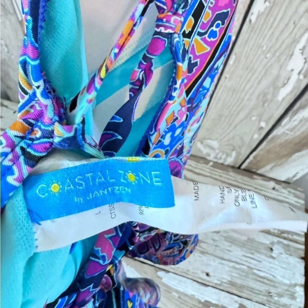 Coastal Zone by Jantzen One Piece size Large Paisley Print Swimsuit Back tie